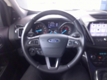 Photo 2 du bon plan FORD Kuga 1.5 Flexifuel-E85 150ch Stop&Start Titanium 170g 4x2 Euro6.2 occasion à 19591 €