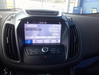 Photo 3 du bon plan FORD Kuga 1.5 Flexifuel-E85 150ch Stop&Start Titanium 170g 4x2 Euro6.2 occasion à 19591 €