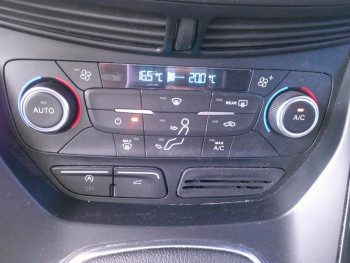 Photo 10 du bon plan FORD Kuga 1.5 Flexifuel-E85 150ch Stop&Start Titanium 170g 4x2 Euro6.2 occasion à 19591 €