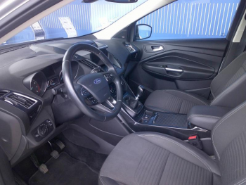 Photo 15 du bon plan FORD Kuga 1.5 Flexifuel-E85 150ch Stop&Start Titanium 170g 4x2 Euro6.2 occasion à 19591 €