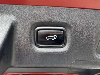 Photo 19 du bon plan HYUNDAI Santa Fe 1.6 T-GDI 265ch Plug-In Creative BVA6 HTRAC occasion à 31990 €