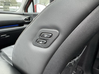 Photo 27 du bon plan HYUNDAI Santa Fe 1.6 T-GDI 265ch Plug-In Creative BVA6 HTRAC occasion à 31990 €