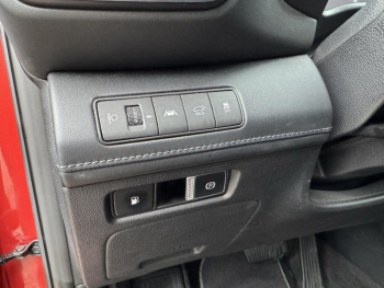 Photo 37 du bon plan HYUNDAI Santa Fe 1.6 T-GDI 265ch Plug-In Creative BVA6 HTRAC occasion à 31990 €