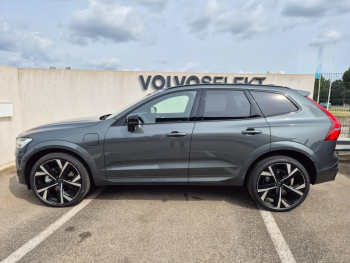 Photo 2 du bon plan VOLVO XC60 T6 Hybride Rechargeable 350ch Ultra Style Dark Geartronic 8 AWD occasion à 74990 €