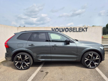 Photo 12 du bon plan VOLVO XC60 T6 Hybride Rechargeable 350ch Ultra Style Dark Geartronic 8 AWD occasion à 74990 €