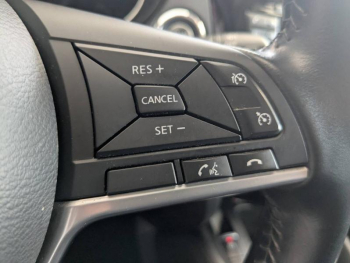 Photo 8 du bon plan NISSAN Qashqai 1.3 DIG-T 140ch N-Connecta 2019 occasion à 13900 €