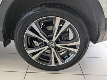 Photo 16 du bon plan NISSAN Qashqai 1.3 DIG-T 140ch N-Connecta 2019 occasion à 13900 €