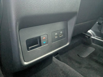 Photo 16 du bon plan NISSAN X-Trail e-4orce 213ch Tekna 7 places occasion à 37990 €