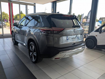 Photo 23 du bon plan NISSAN X-Trail e-4orce 213ch Tekna 7 places occasion à 37990 €