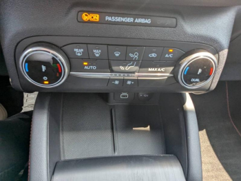 Photo 19 du bon plan FORD Kuga 2.5 Duratec 225ch PHEV ST-Line Business BVA occasion à 35950 €