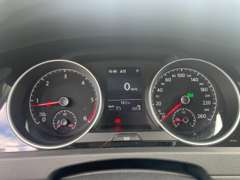 Photo 16 du bon plan VOLKSWAGEN Golf 2.0 TDI 150ch FAP Carat DSG7 5p occasion à 15990 €
