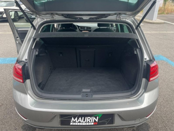 Photo 18 du bon plan VOLKSWAGEN Golf 2.0 TDI 150ch FAP Carat DSG7 5p occasion à 15990 €