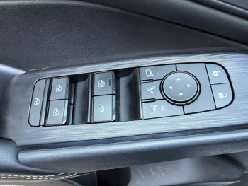 Photo 10 du bon plan NISSAN Qashqai e-POWER 190ch Business Edition 2022 occasion à 29900 €
