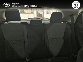 Photo 13 du bon plan TOYOTA Yaris 116h Dynamic Business 5p + Programme Beyond Zero Academy MY22 occasion à 19980 €