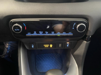 Photo 6 du bon plan TOYOTA Yaris 120 VVT-i Design 5p MY21 occasion à 21889 €
