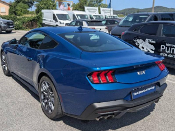 Photo 4 du bon plan FORD Mustang Fastback 5.0 V8 446ch GT BVA10 occasion à 79900 €