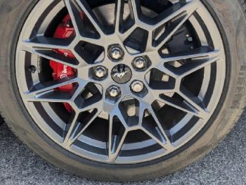 Photo 7 du bon plan FORD Mustang Fastback 5.0 V8 446ch GT BVA10 occasion à 79900 €