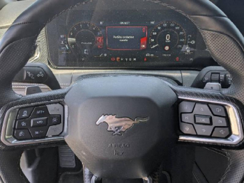 Photo 12 du bon plan FORD Mustang Fastback 5.0 V8 446ch GT BVA10 occasion à 79900 €