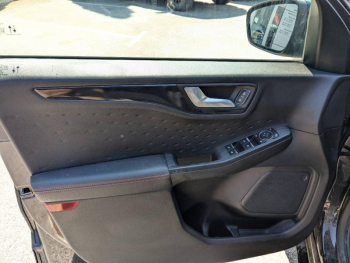Photo 14 du bon plan FORD Kuga 2.5 Duratec 225ch PHEV ST-Line Business BVA occasion à 25860 €