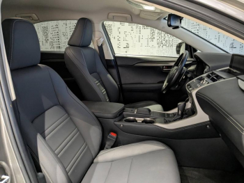 Photo 10 du bon plan LEXUS NX 300h 2WD Design MY21 occasion à 33890 €
