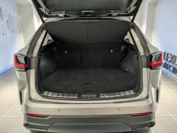 Photo 12 du bon plan LEXUS NX 450h+ Luxe 4WD occasion à 52900 €