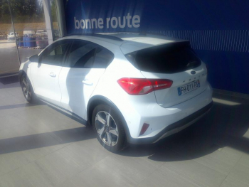Photo 21 du bon plan FORD Focus Active 1.0 EcoBoost 125ch occasion à 14900 €