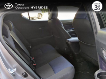 Photo 7 du bon plan TOYOTA C-HR 122h Graphic 2WD E-CVT occasion à 16990 €