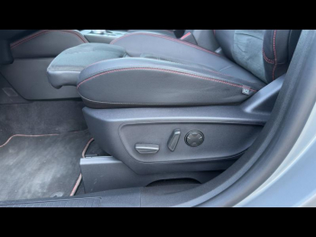 Photo 17 du bon plan FORD Kuga 2.5 Duratec 190ch FHEV E85 ST-Line X BVA occasion à 30900 €