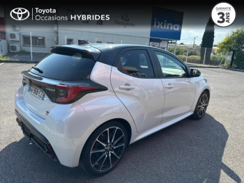 Photo 18 du bon plan TOYOTA Yaris 116h GR Sport 5p MY22 occasion à 22490 €