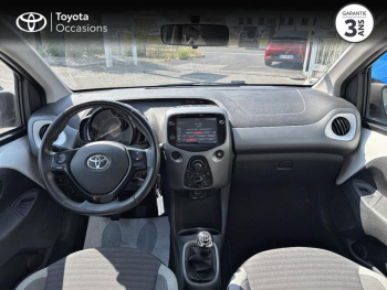 Photo 8 du bon plan TOYOTA Aygo 1.0 VVT-i 72ch x-play x-app 5p MC18 occasion à 9790 €