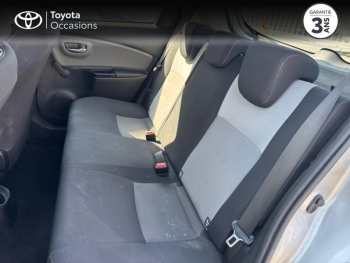 Photo 12 du bon plan TOYOTA Yaris 70 VVT-i Ultimate 5p occasion à 12990 €