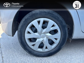 Photo 16 du bon plan TOYOTA Yaris 70 VVT-i Ultimate 5p occasion à 12990 €