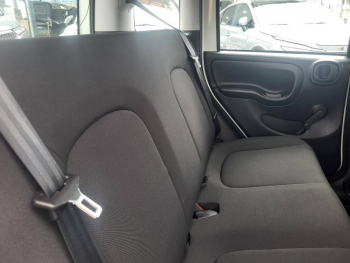 Photo 7 du bon plan FIAT Panda 1.0 70ch BSG S&S City occasion à 8990 €