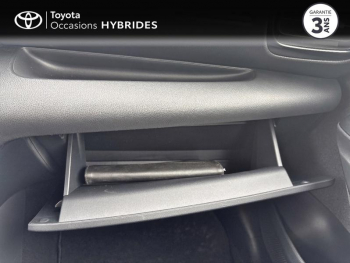 Photo 23 du bon plan TOYOTA Yaris 116h Dynamic Business 5p + Programme Beyond Zero Academy MY22 occasion à 18990 €