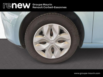 Photo 10 du bon plan RENAULT Zoe Life charge normale occasion à 6900 €