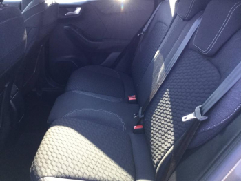 Photo 9 du bon plan FORD Puma 1.0 EcoBoost 125ch mHEV Titanium  Design 6cv occasion à 15990 €