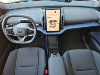 Photo 4 du bon plan VOLVO EX30 Single Extended Range 272ch Ultra occasion à 34990 €