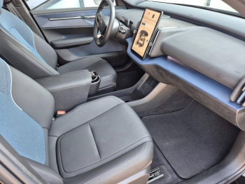 Photo 14 du bon plan VOLVO EX30 Single Extended Range 272ch Ultra occasion à 34990 €