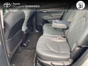 Photo 12 du bon plan TOYOTA Highlander 2.5 Hybrid 248ch Lounge AWD-I MY22 occasion à 48490 €