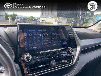 Photo 15 du bon plan TOYOTA Highlander 2.5 Hybrid 248ch Lounge AWD-I MY22 occasion à 48490 €