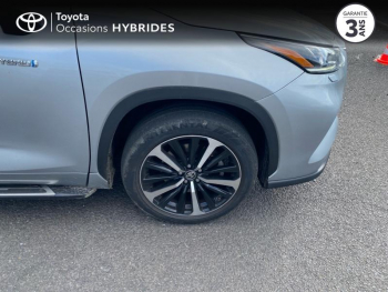 Photo 16 du bon plan TOYOTA Highlander 2.5 Hybrid 248ch Lounge AWD-I MY22 occasion à 48490 €