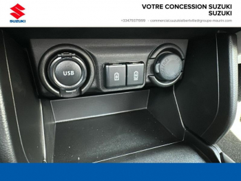 Photo 17 du bon plan SUZUKI Swift 1.2 Hybrid 83ch Pack AllGrip occasion à 20990 €