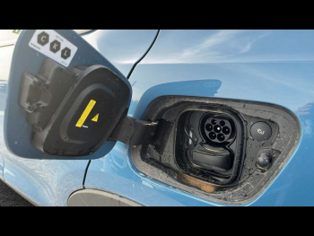 Photo 19 du bon plan VOLVO C40 Recharge Extended Range 252ch Ultimate occasion à 49800 €