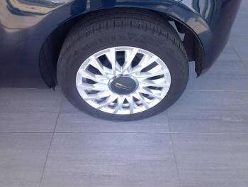 Photo 13 du bon plan FIAT 500 1.0 70ch BSG S&S Lounge occasion à 11900 €