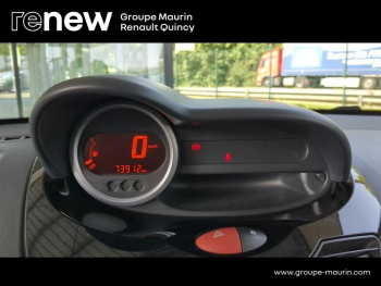 Photo 7 du bon plan RENAULT Twingo 1.2 LEV 16v 75ch Purple ecoÂ² occasion à 6900 €