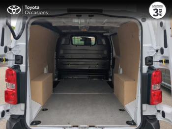 Photo 10 du bon plan TOYOTA ProAce VUL Long 2.0 D-4D 140 Dynamic MC23 occasion à 25000 €