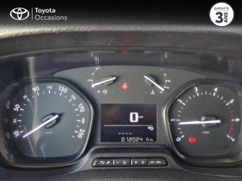 Photo 14 du bon plan TOYOTA ProAce Combi Long 1.5 120 D-4D Dynamic RC22 occasion à 34990 €