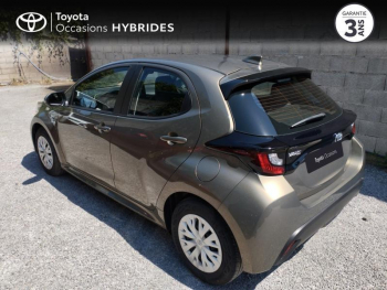 Photo 2 du bon plan TOYOTA Yaris 116h Dynamic Business 5p + Programme Beyond Zero Academy MY22 occasion à 19980 €