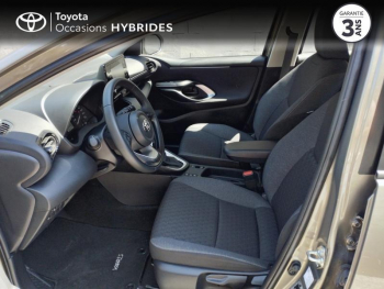 Photo 9 du bon plan TOYOTA Yaris 116h Dynamic Business 5p + Programme Beyond Zero Academy MY22 occasion à 19980 €