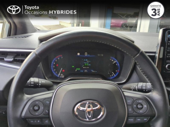 Photo 13 du bon plan TOYOTA Corolla 122h Design MY21 occasion à 22490 €
